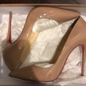 Worn twice 39 1/2 red bottoms 100% authentic